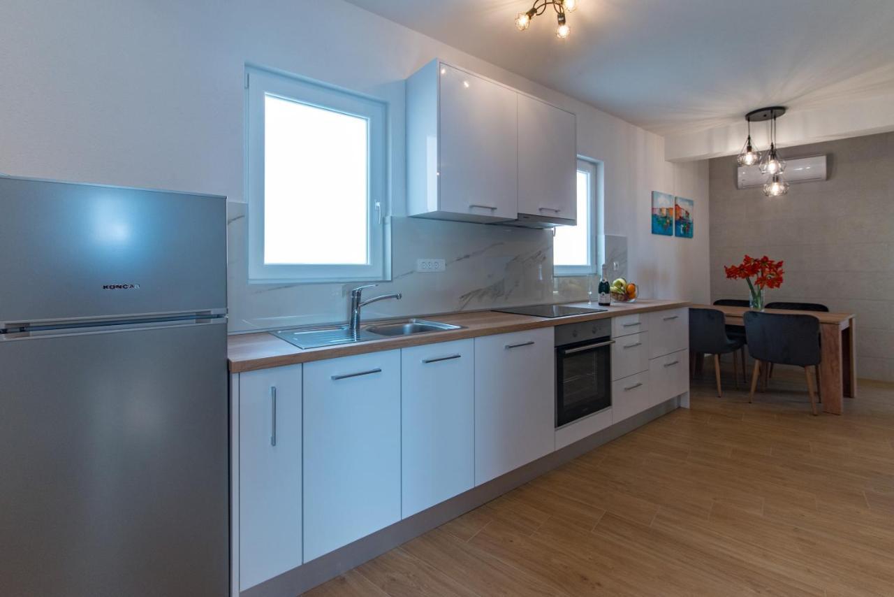 Apartment Mare Krvavica Luaran gambar