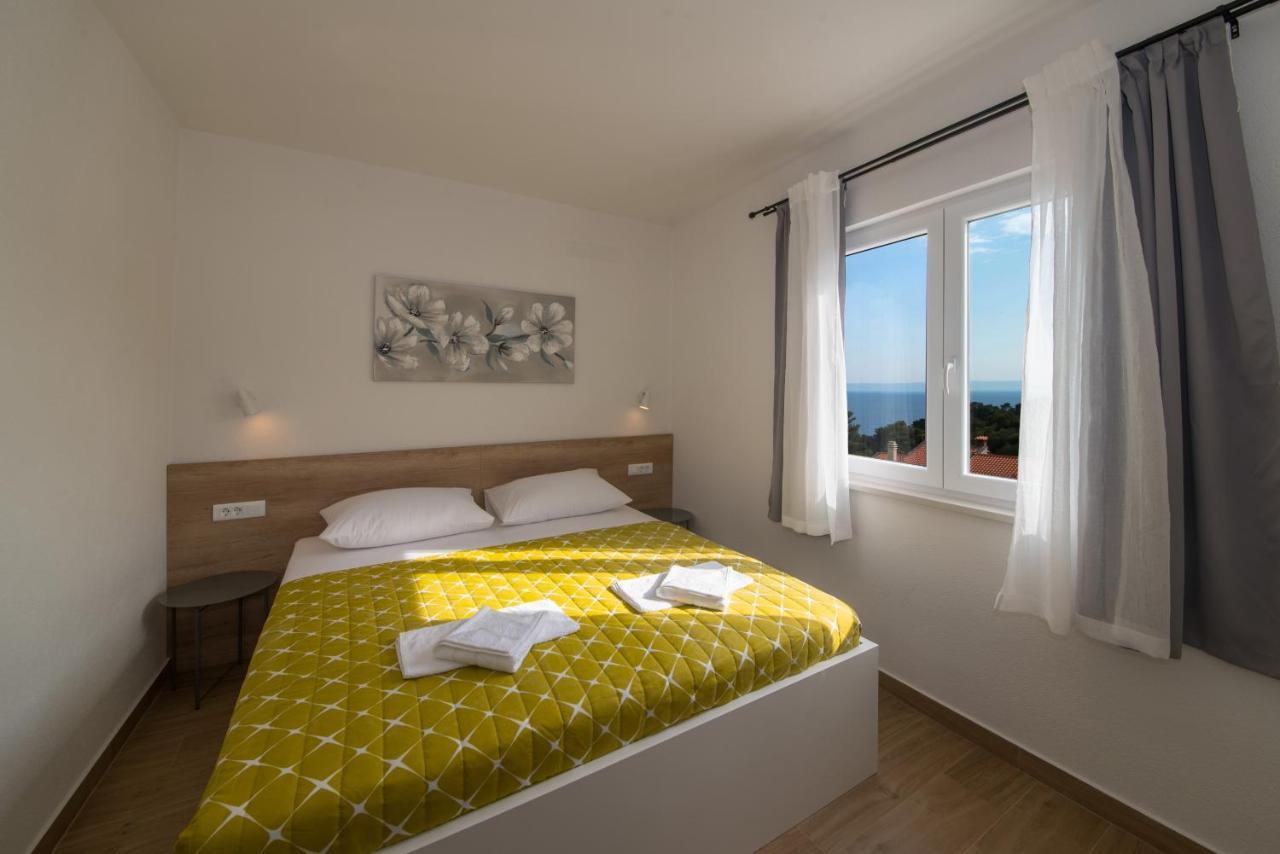 Apartment Mare Krvavica Luaran gambar